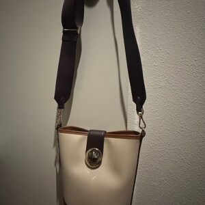 Elegant Kate Spade Cream and Brown Shoulder Bag